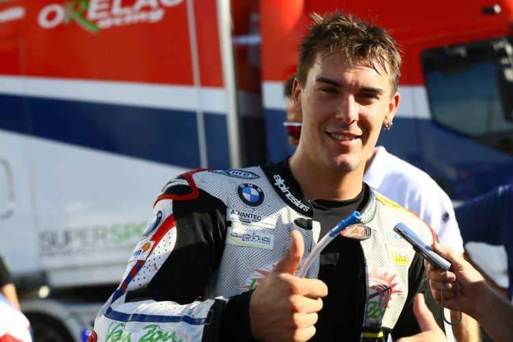 Markus Reiterberger freut sich über seinen ersten Sieg in der Superstock-1000-EM