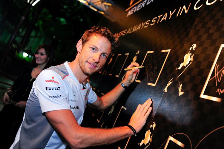 Jenson Button bei einem früheren Termin für den McLaren-Partner Johnnie Walker