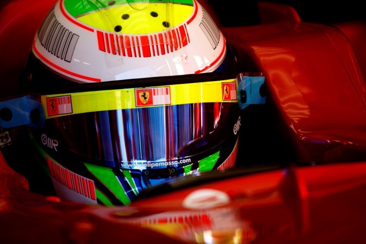 Auch der Helm von Felipe Massa muss den neuen Standards entsprechen.