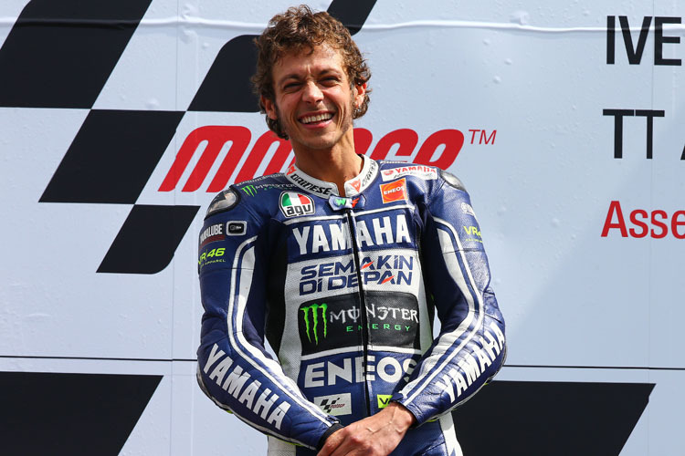 Glücklicher Valentino Rossi: Sieg in Assen 2013