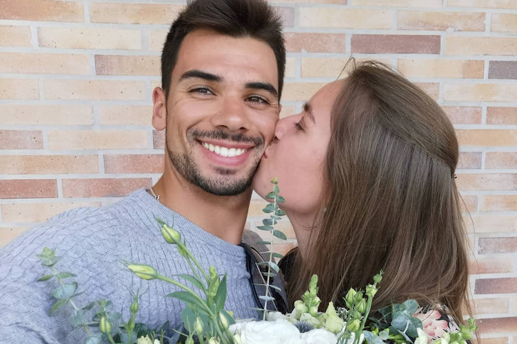 Miguel Oliveira mit seiner Verlobten Andreia Pimenta