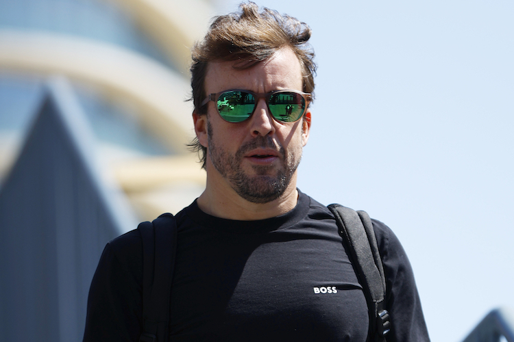 Fernando Alonso erwartet ein schwieriges Wochenende in Baku