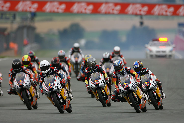 Red Bull Rookies Cup c Gng