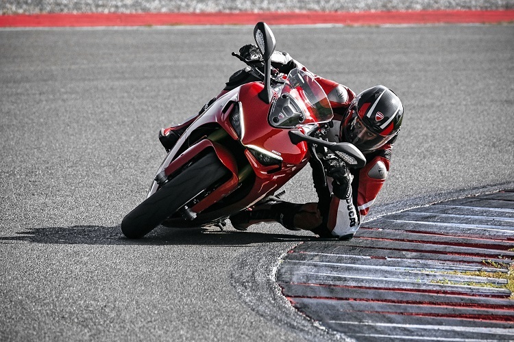 Ducati Supersport 950 2021: Optische Angleichung an die V4-Modellreihe, mehr Assistenz-Elektronik
