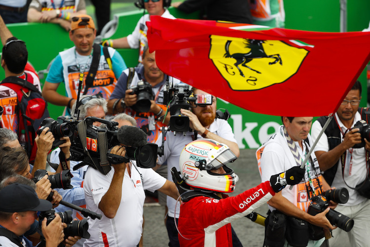 Sebastian Vettel feiert seinen Sieg
