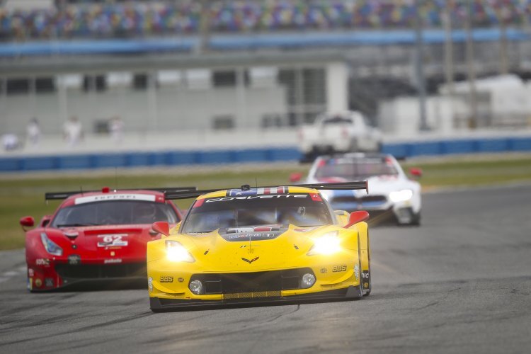 GTLM-Trio in Daytona: Corvette C7.R, Ferrari 488 GTE Evo und BMW M8 GTE (von vorne nach hinten)