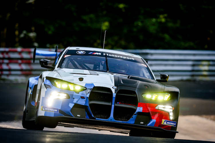 Der neue BMW M4 GT3 EVO auf der Nordschleife