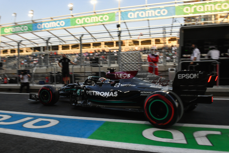 Lewis Hamilton war in der ersten Trainingsstunde in Saudi-Arabien der Schnellste