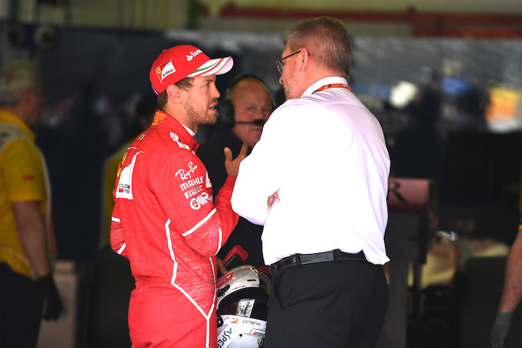 Sebastian Vettel und Ross Brawn 