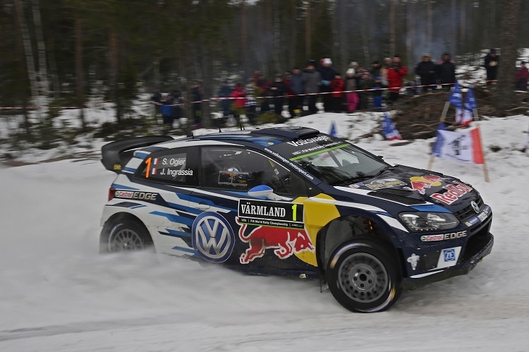 Sébastien Ogier führt bei der Rallye Schweden