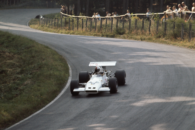 Gerhard Mitter 1969 auf dem Nürburgring mit dem Formel-2-Rennwagen von BMW