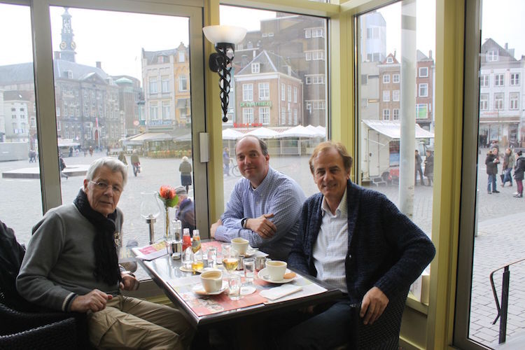 Frühstück mit Arie: Rene de Boer und Autor Braun im Februar 2013 in ’s-Hertogenbosch 