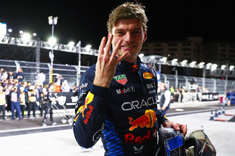 4 Finger, 4 Titel! Max Verstappen darf sich nun Vierfach-Champion nennen