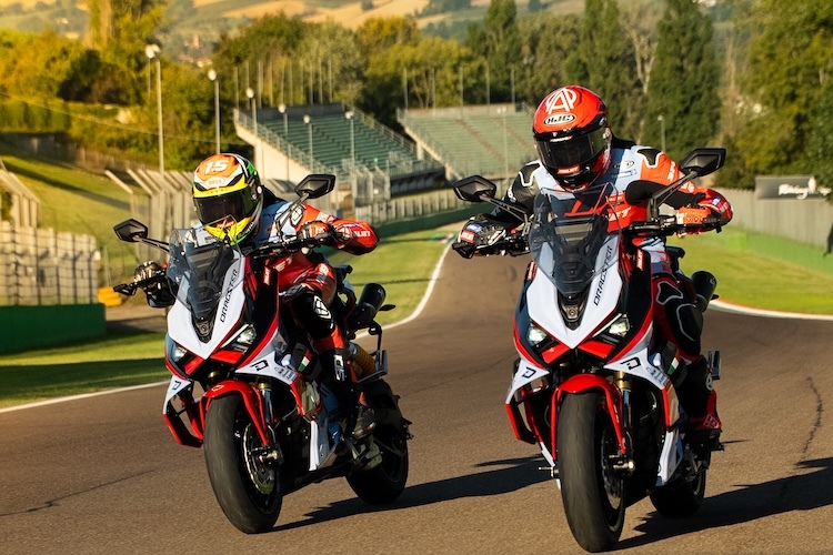 Arenas-und-Binder-Gresini-Roller-Spa-in-Imola