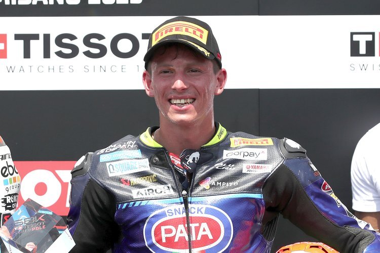 Andrea-Locatelli-Yamaha-Unterschrift-aus-berzeugung