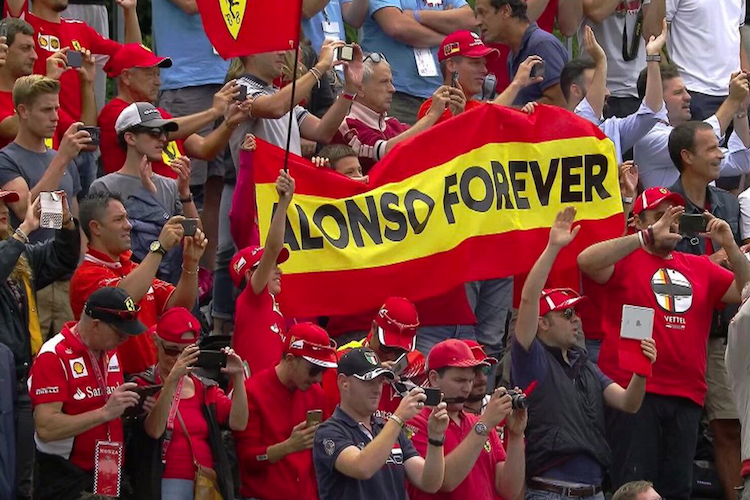 Die Fans stehen zu Fernando Alonso