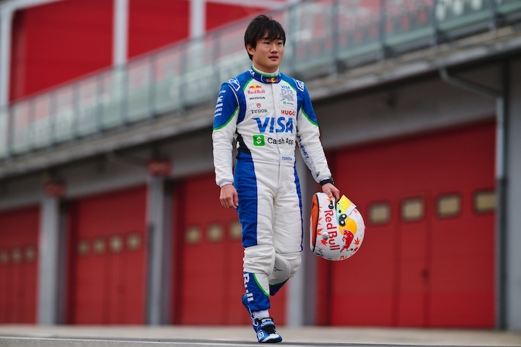 Yuki Tsunoda bei einem Test vor der Saison in Imola