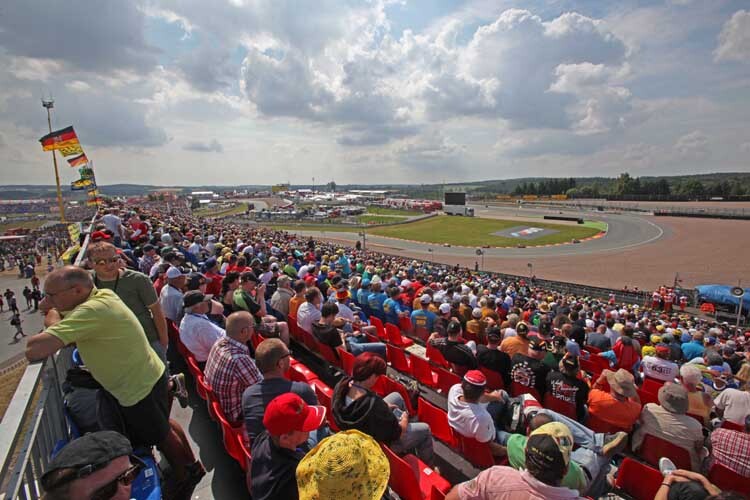 Sachsenring-GP 2013: Auch für 2014 ist mit einem vollen Haus zu rechne