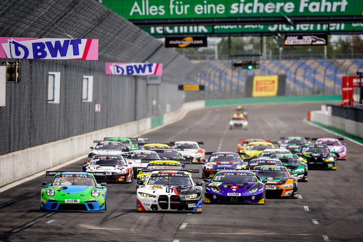  Die DTM nutzt auf dem DEKRA Lausitzring die Streckenvariante ohne Steilkurve Turn 1, wie sie seit vielen Jahren aus dem ADAC GT Masters bekannt ist