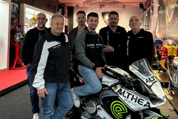 Althea-Ducati-mit-MotoE-Piloten-in-Supersport-WM-2026