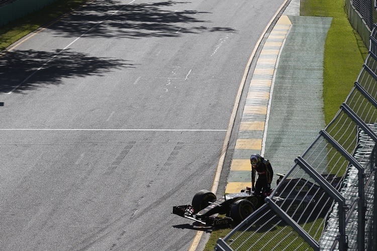 Pastor Maldonado beendet sein Rennen frühzeitig