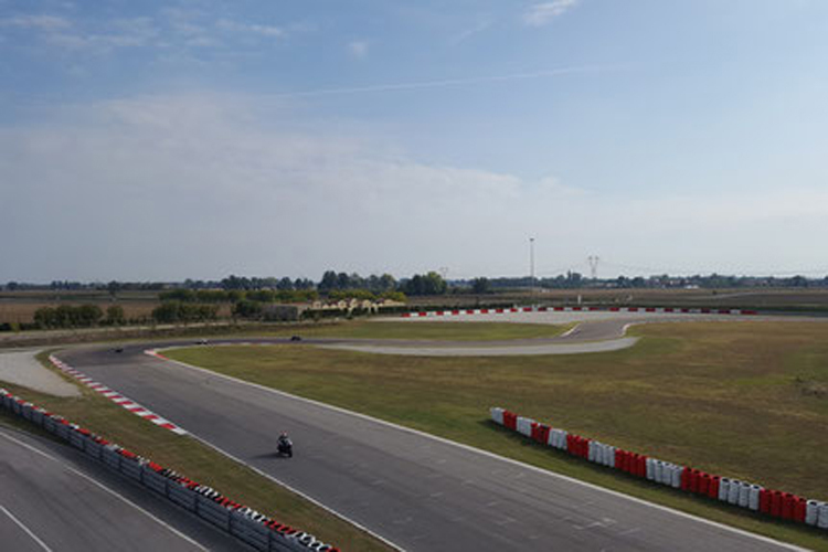 Der Circuit Cremona bietet fünf Rechts- und sechs Linkskurven und eine Gegengerade von fast einem Kilometer Länge