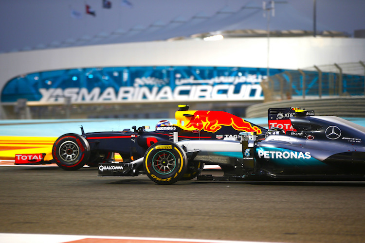 Max Verstappen gegen Nico Rosberg in Abu Dhabi 2016