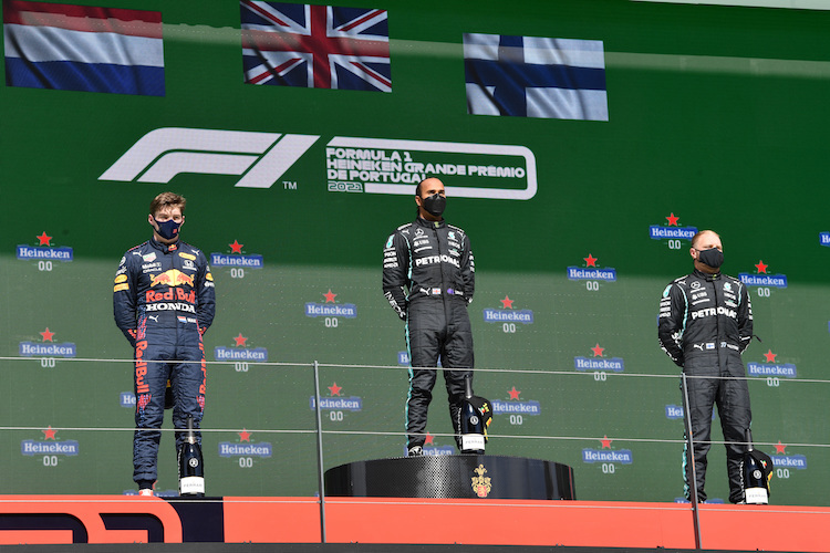 Max Verstappen, Lewis Hamilton und Valtteri Bottas nach dem Portugal-GP 2021