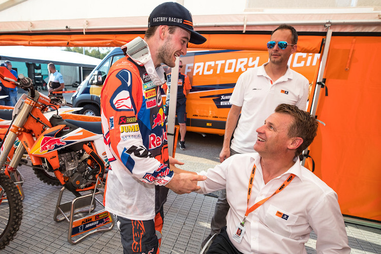 Red Bull-KTM-Star Jeffrey Herlings im Gespräch mit Pit Beirer