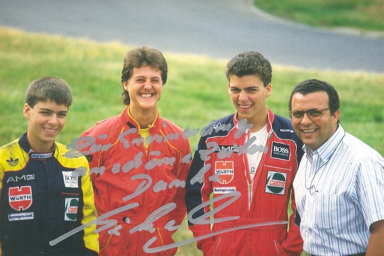 Spaß auf der Kartbahn in Kerpen: Michael Schumacher 1987 mit Domingos und dessen Söhnen Marc und Guido (ganz links)