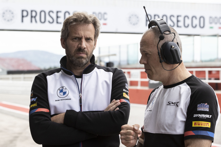 BMW-Rennchef Marc Bongers (li.) mit Teamchef Shaun Muir