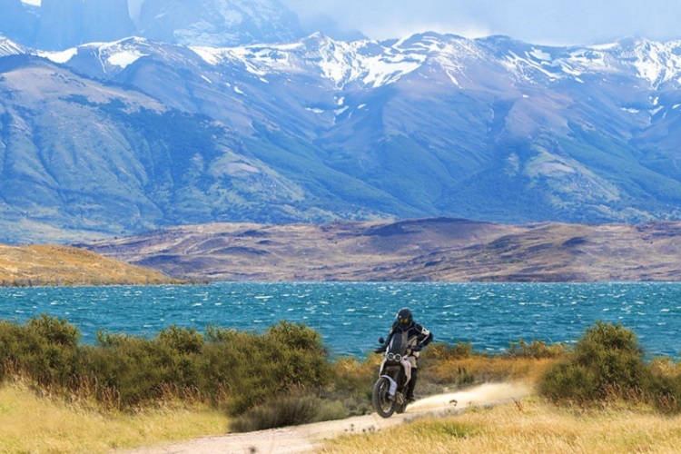 Dieser Traum kann verwirklicht werden: Mit der Ducati DesertX durch die Steppen Patagoniens