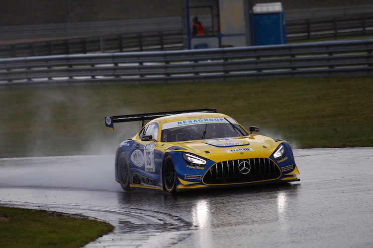 Josef Klüber und Kenneth Heyer gewannen im équipe vitesse Mercedes-AMG GT3 den ersten STT-Lauf