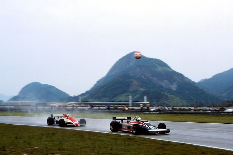 Elio de Angelis vor Marc Surer in Brasilien 1981