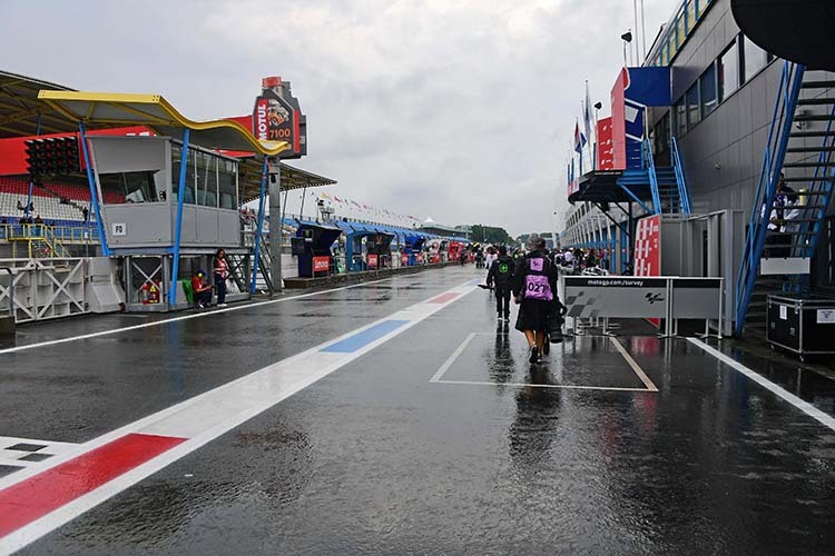 MotoGP in Assen 2022: Die ganze Session fand im Regen statt