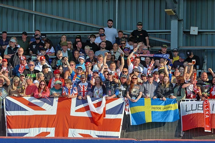 Fans