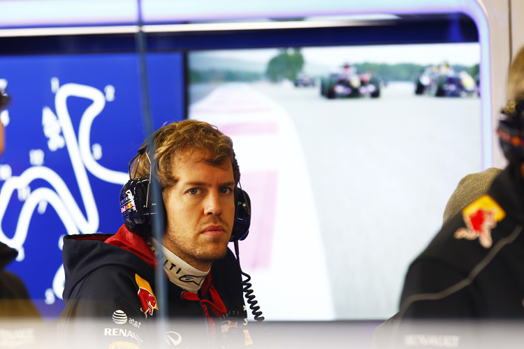 Wie in Jerez muss sich Sebastian Vettel gedulden