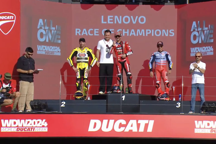 Podium de la Race of Champions (de gauche à droite) : Andrea Iannone, Pecco Bagnaia et Marc Marquez