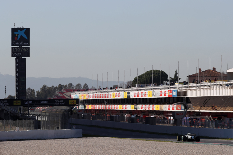 Die Formel-1-Stars dürfen morgen wieder auf dem Circuit de Barcelona-Catalunya Gas geben
