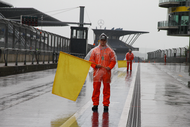 Das IDM-Wochenende auf dem Nürburgring begann mit Regen