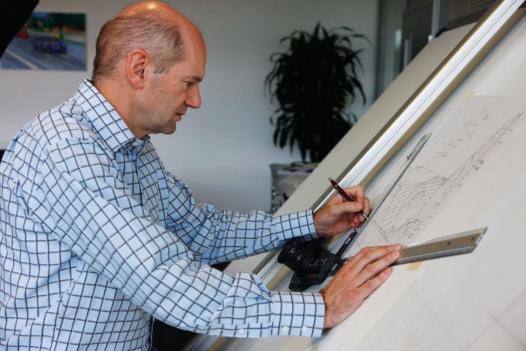 Adrian Newey at the drawing board: 