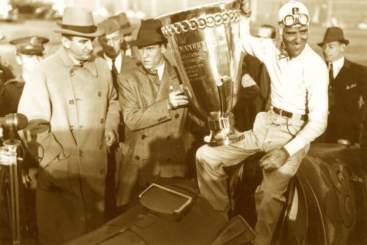 Tazio Nuvolari 1936 beim Vanderbilt Cup