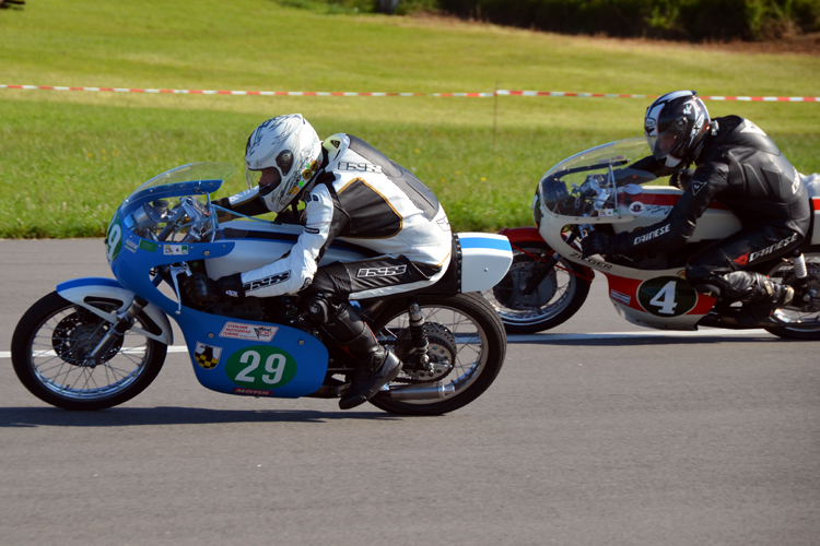 Frank Eismann (Suzuki TR 250) und Markus Zieger (Yamaha TD 2)