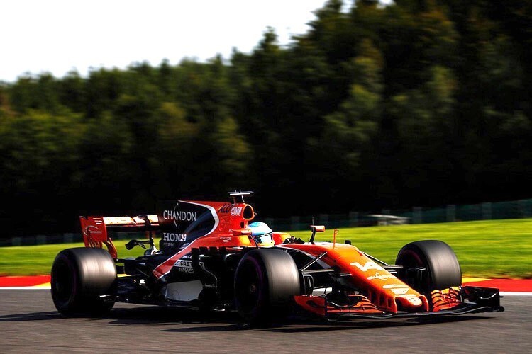Fernando Alonso mit dem 2017er McLaren-Honda in der Formel 1