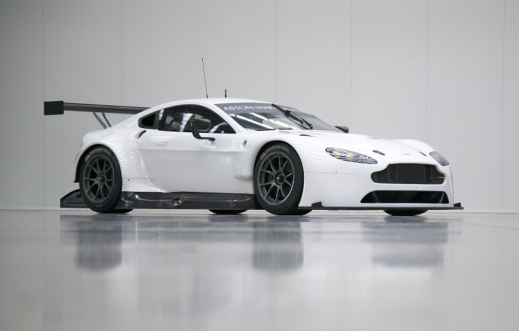 Tolle Optik mit grossem Heckflügel und riesigem Diffusor: Der neue Aston Martin Vantage GTE
