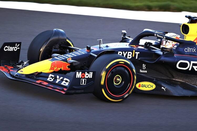 Der Red Bull Racing RB18 von Max Verstappen