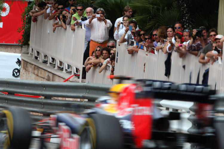 Vettel demonstriert in Monaco Fan-Nähe