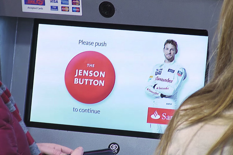Die Weihnachts-Aktion von Santander und Jenson Button vor einem Jahr