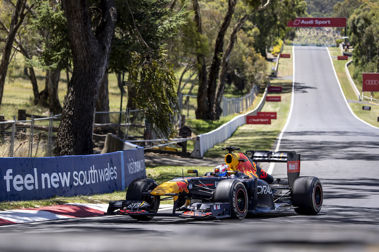Bild mit Seltenheitswert: Formel-1-Rennwagen in Bathurst