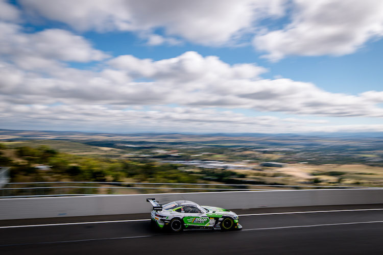 Lucas Auer auf dem Mount Panorama Circuit